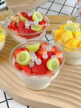 Coconut jelly cup (strawberry)