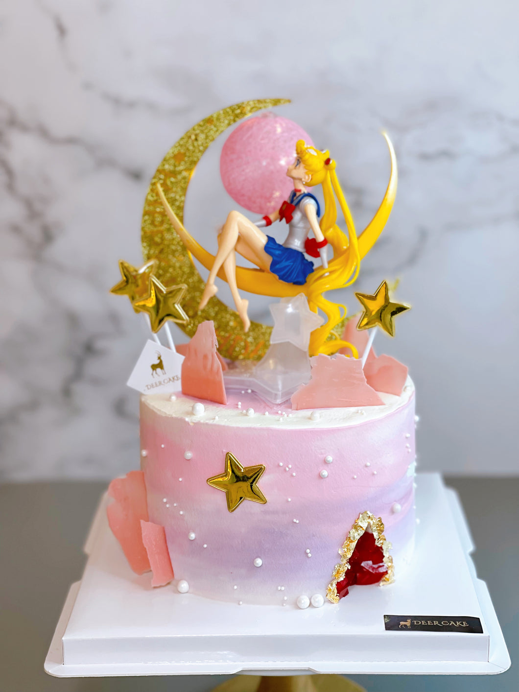 50+ Best Sailor Moon Birthday Cake Ideas and Designs (2026) 4 Crystal Sailor Moon Cake – DEER CAKE